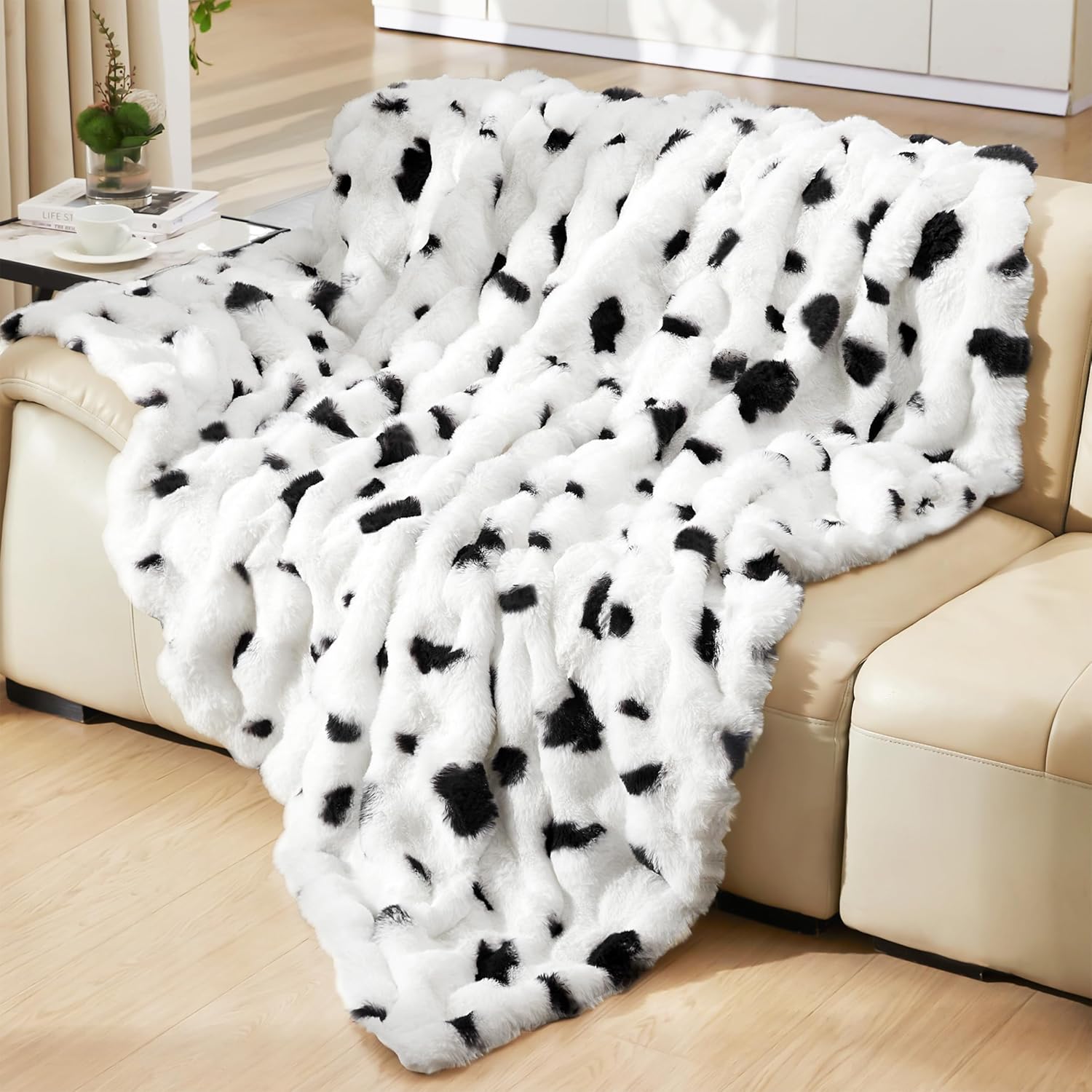 Faux Rabbit Fur Bubble Blanket, Fluffy Fuzzy Warm Throw Blan