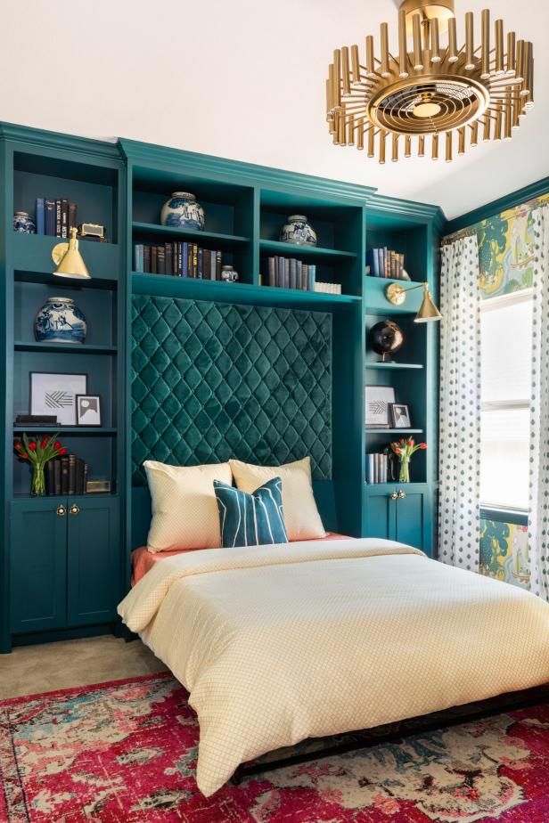 30 Stylish Murphy Beds That Are Smart, Space-Saving Additions