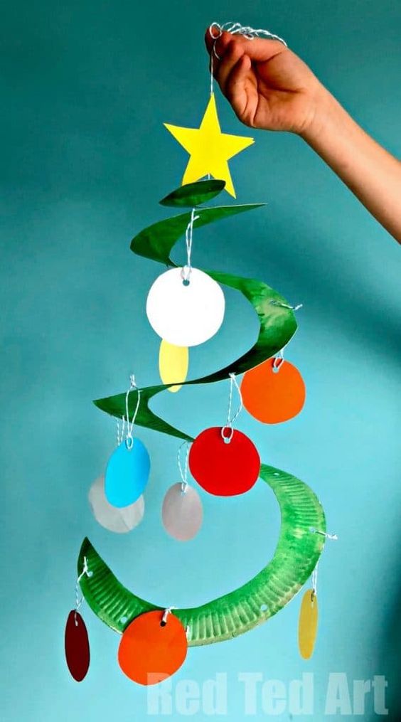 Easy Christmas Crafts For Kids (That Are Low Prep, Too!)