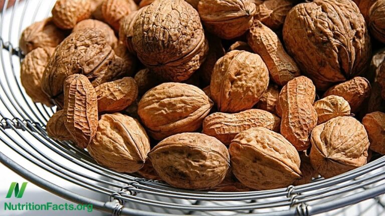 Nuts May Help Prevent Death